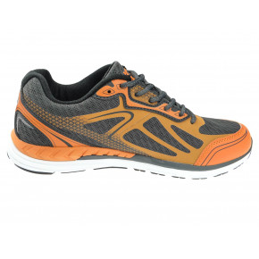 The Altra Torin IQ Smart Shoes are a Real-Time Coach for Your Running Form  | Digital Trends