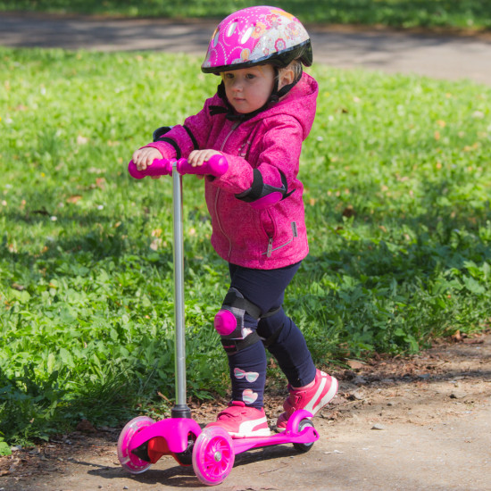 Children’s Tri Scooter WORKER Lucerino with Light-Up Wheels, Pink