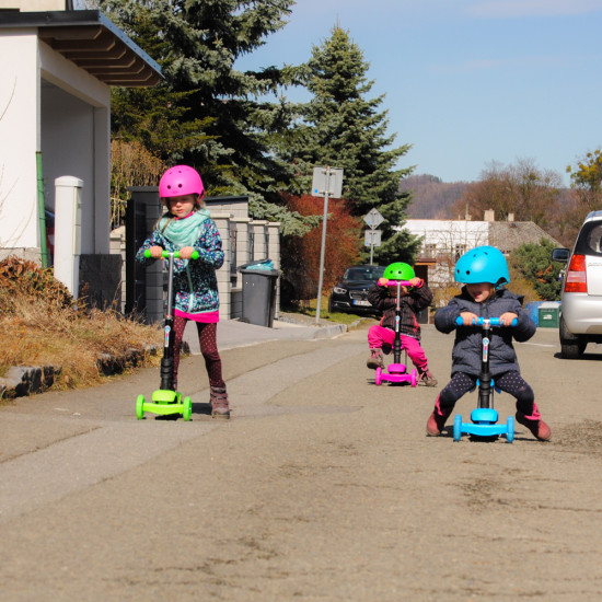 3-in-1 Scooter WORKER Nimbo, Green 3-in-1 Scooter WORKER Nimbo, Green