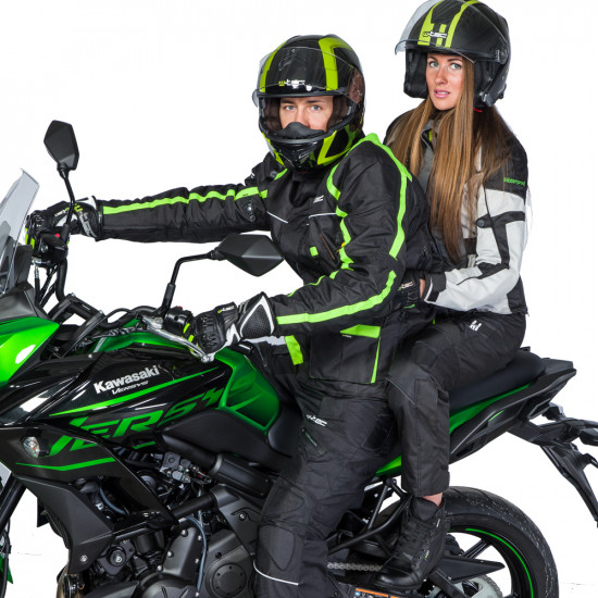 Motorcycle helmet W-TEC V586, Black Motorcycle helmet W-TEC V586, Black